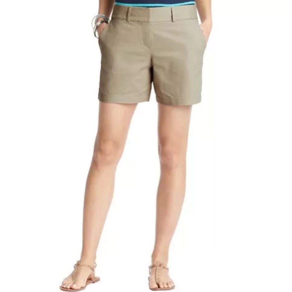 LOFT Beige Mid Rise Cotton Shorts | Size 6